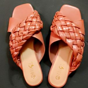🛍️Rose Gold Slides/ Sandals